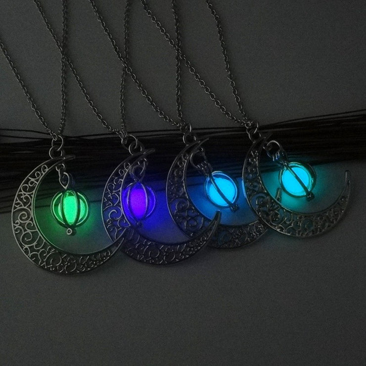 Luminous Moon Stone Healing Necklace