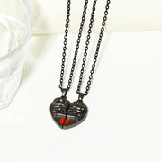 Halloween Skull Couple Necklace (Magnetic Heart Pendant